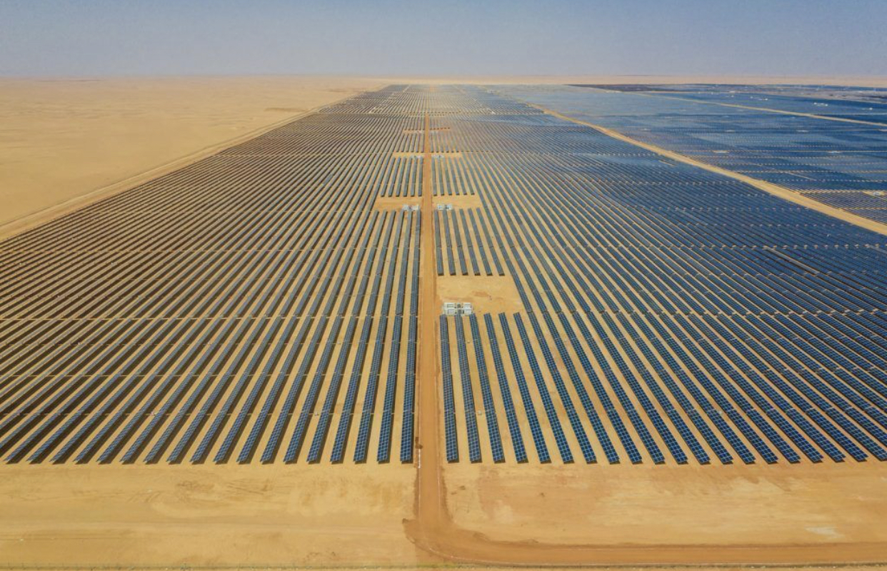 بزرگترین مزرعه خورشیدی تک سایت در الدهرا